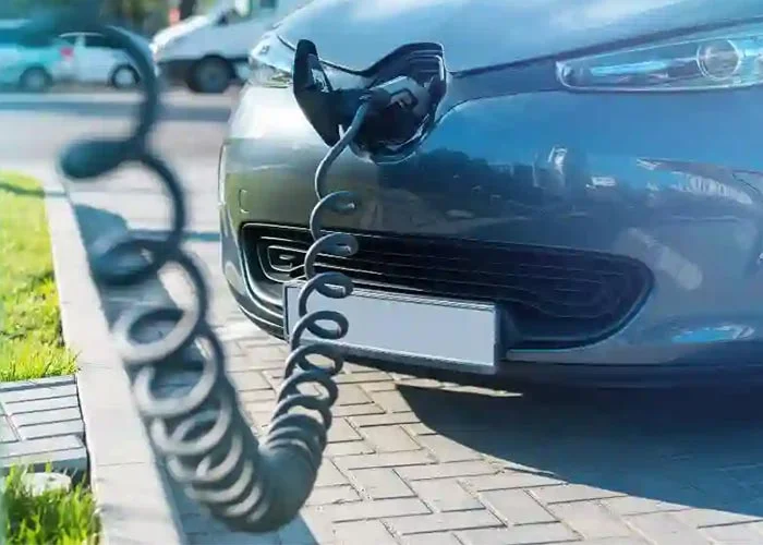 Odtahová služba pro hybridní a elektromobily