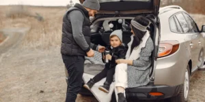 ¡Coche averiado y niños a bordo! Cómo gestionar el estrés familiar en la carretera